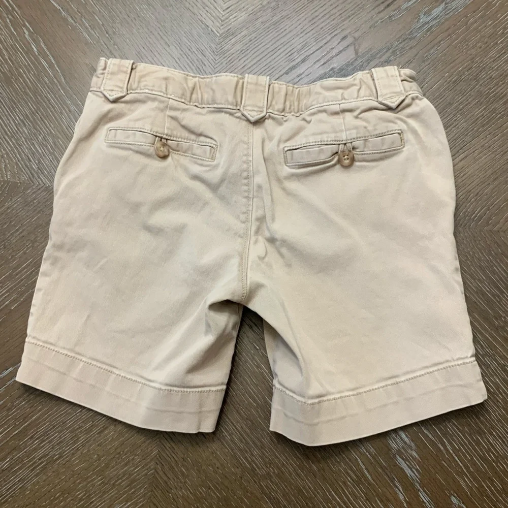 Old Navy khaki girls shorts Size 6X